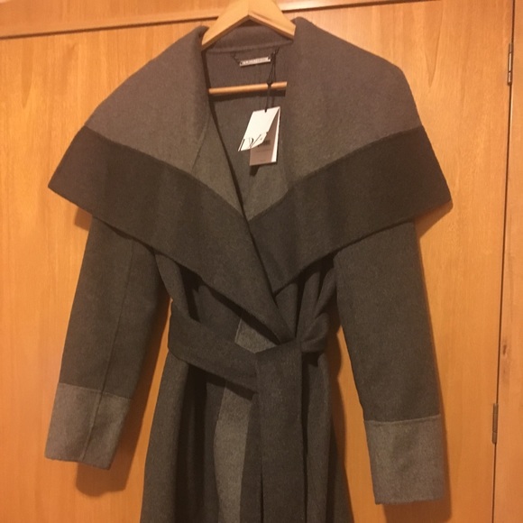Diane Von Furstenberg Jackets & Blazers - Diane Von Furstenberg MACKENZIE wrap coat